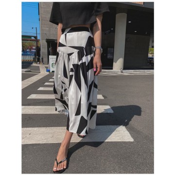PLAYBUTTON S/S 2021 女裝印花半身裙 